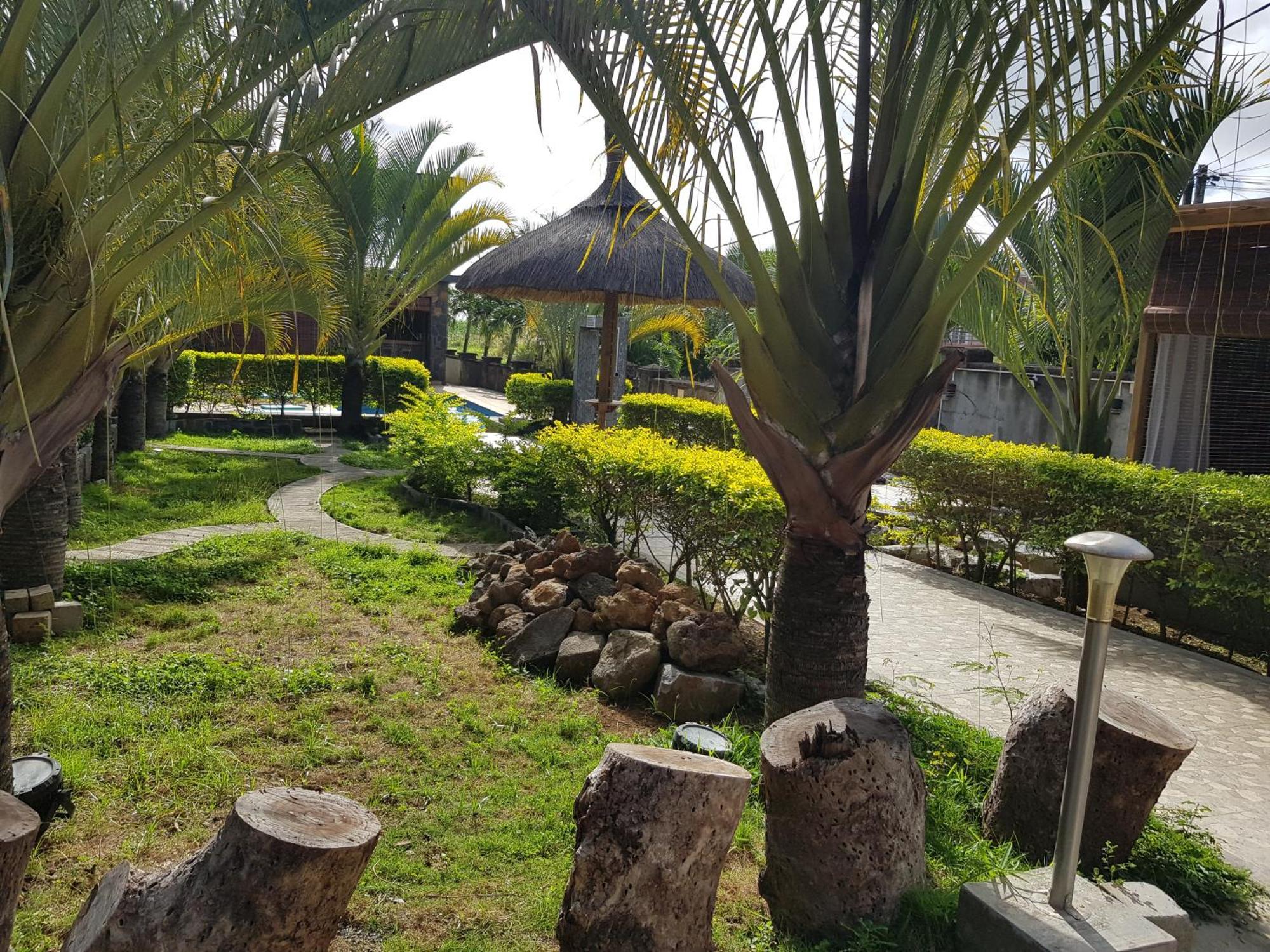 Villas Rocher กรองด์เบย์ ภายนอก รูปภาพ